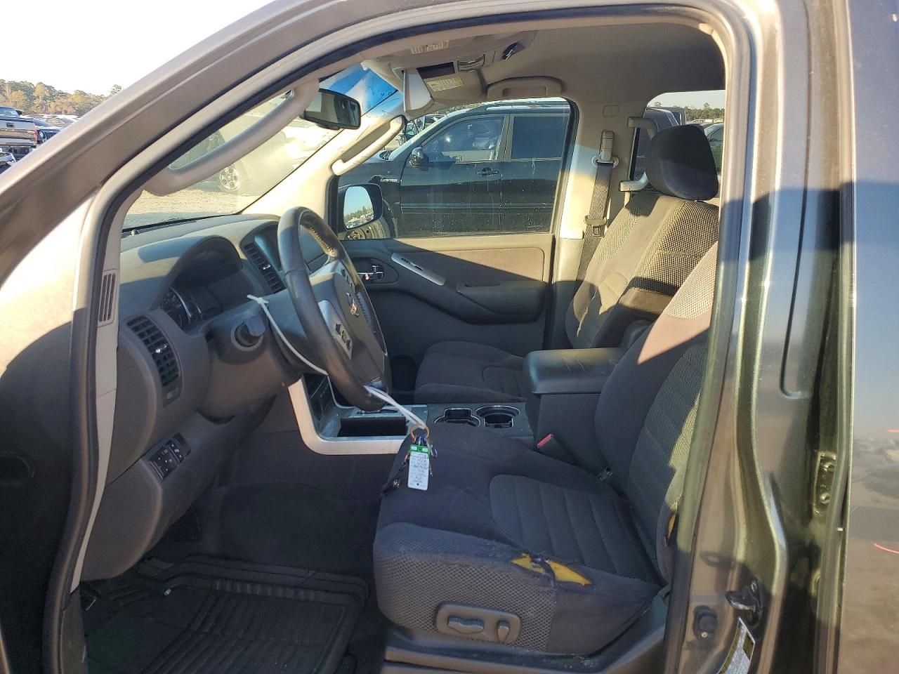 2008 Nissan Pathfinder s