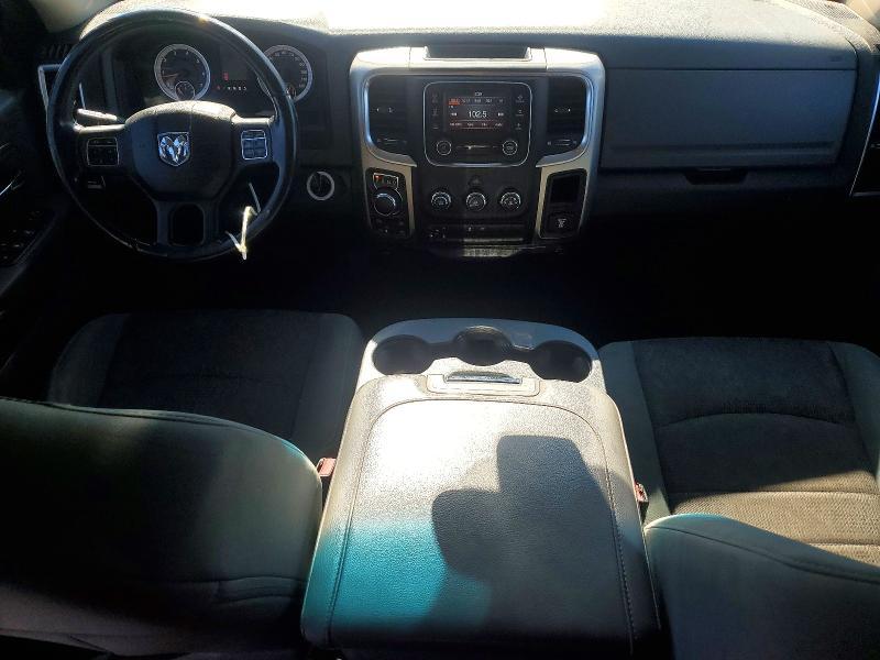 2015 Dodge Ram 1500 slt