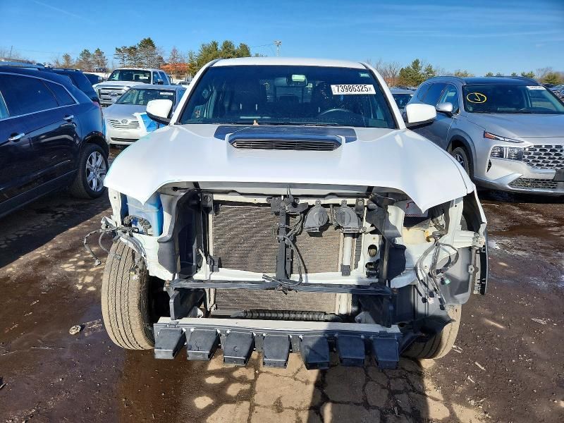 2017 Toyota Tacoma Double cab