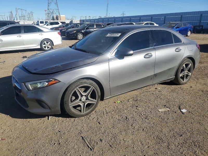 2021 Mercedes-Benz A 220