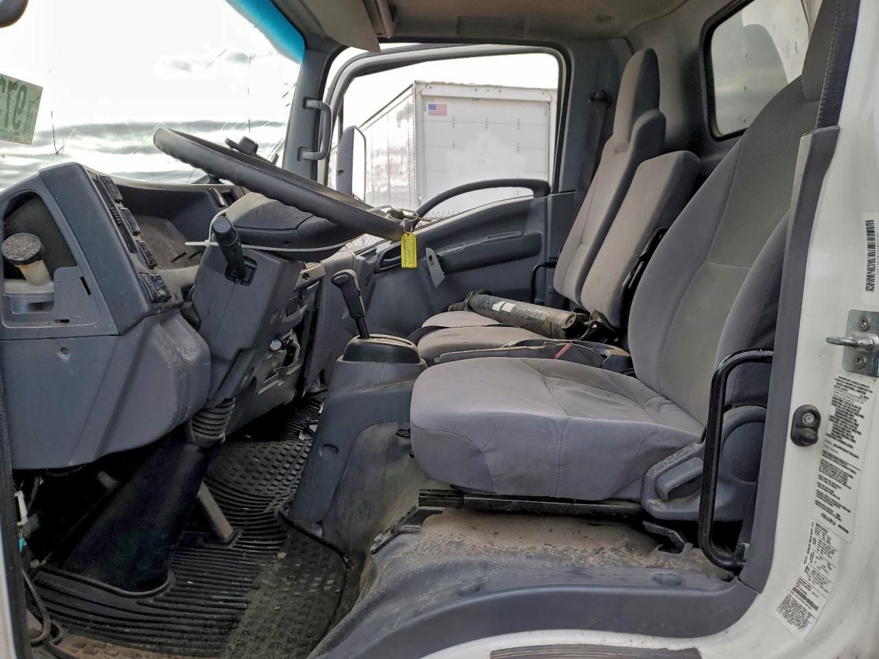 2019 Isuzu Npr xd box Truck