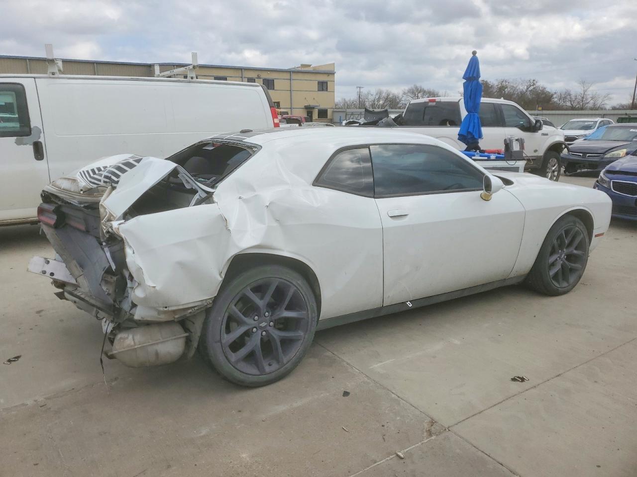 2020 Dodge Challenger sxt