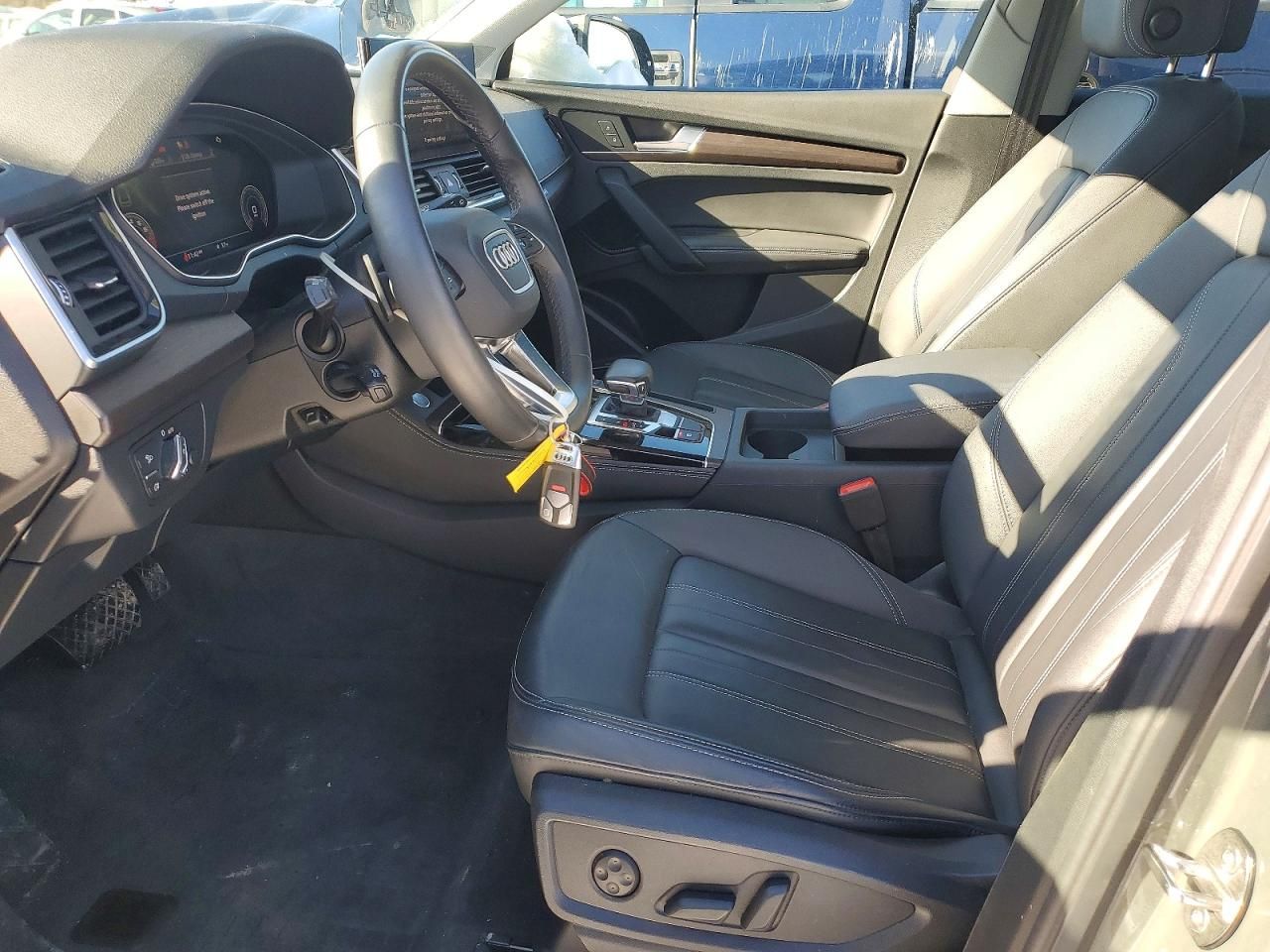 2023 Audi Q5 Premium Plus 45