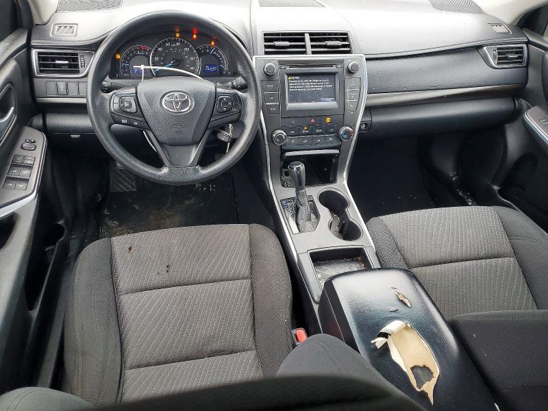 2015 Toyota Camry le