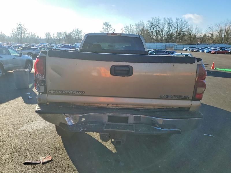 2004 Chevrolet Silverado C2500 Heavy Duty