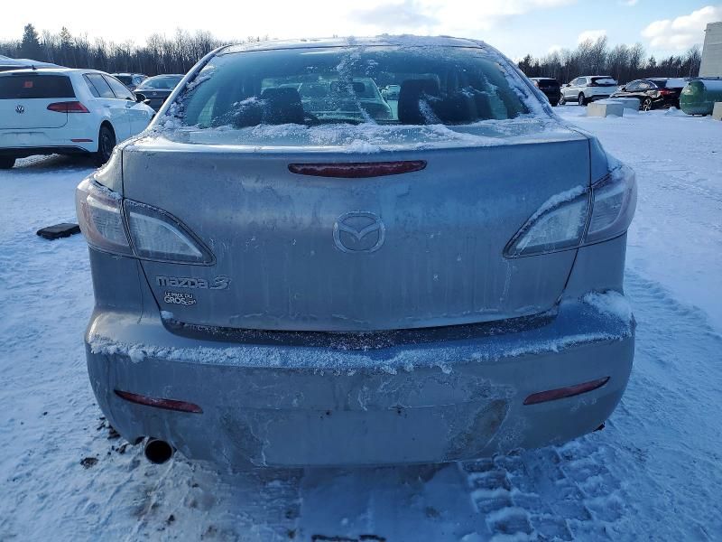 2013 Mazda 3 I
