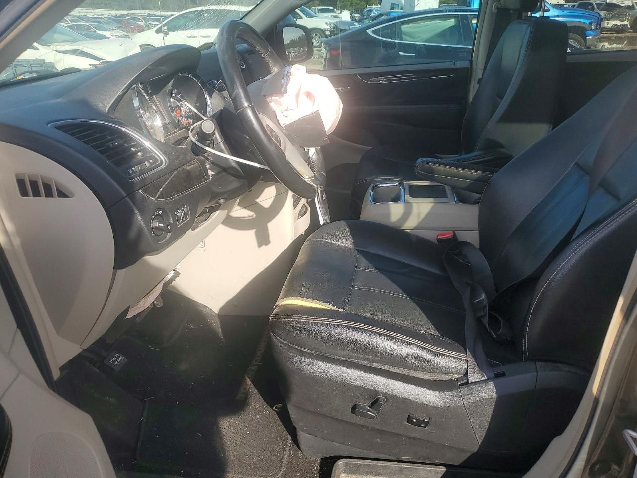 2016 Chrysler Town & Country Touring