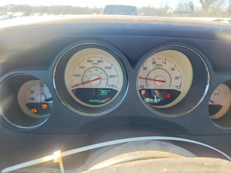 2012 Dodge Challenger sxt