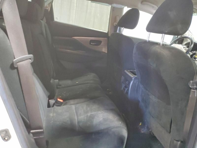 2017 Nissan Murano s