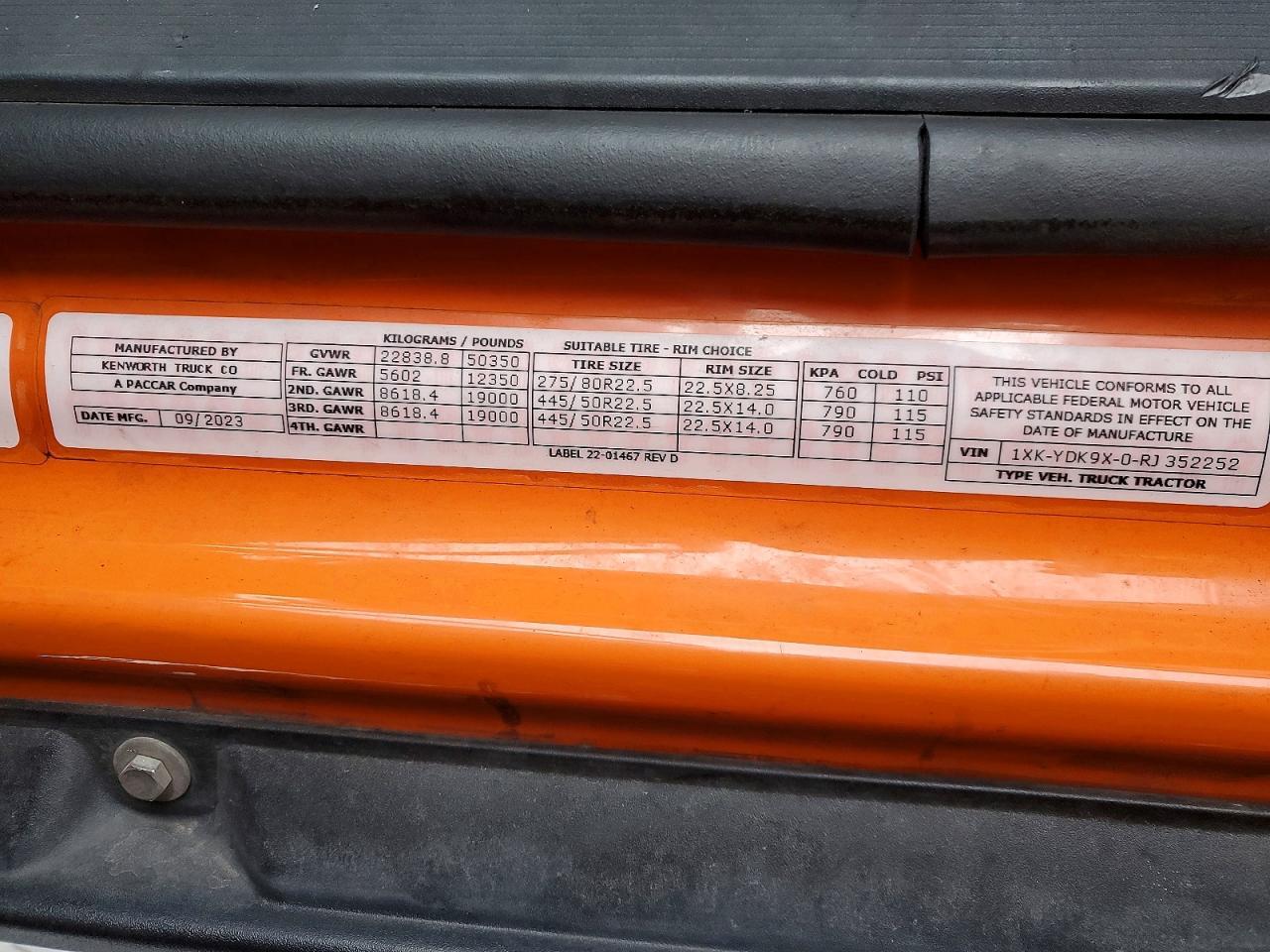 2024 Kenworth T680 Semi Truck