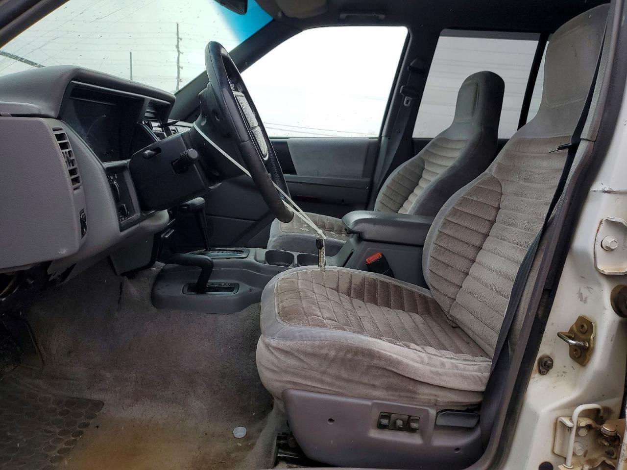 1995 Jeep Grand Cherokee Laredo