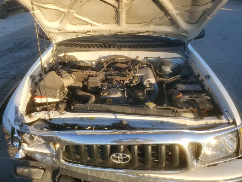 2004 Toyota Tacoma Xtracab