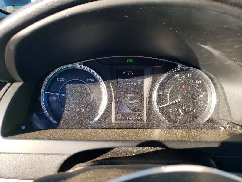 2015 Toyota Camry Hybrid