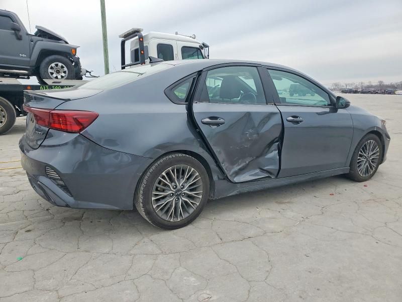 2022 KIA Forte gt Line