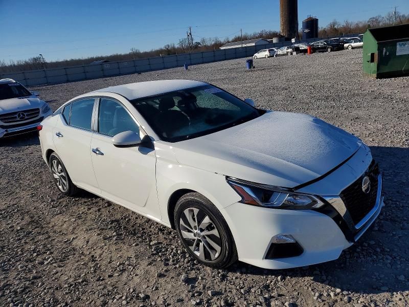 2020 Nissan Altima s