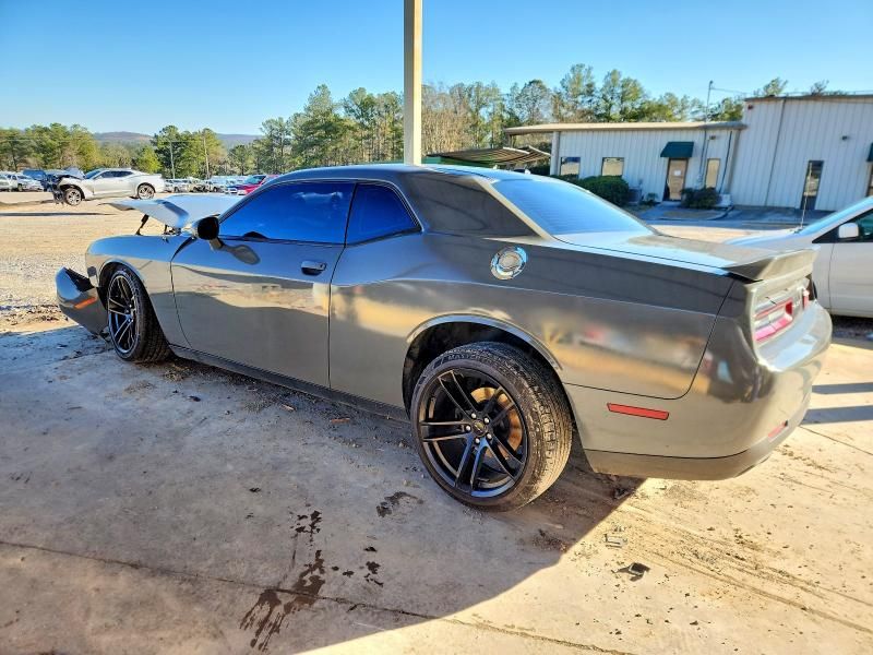 2018 Dodge Challenger sxt