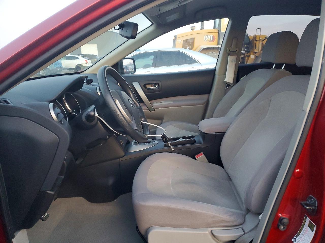 2010 Nissan Rogue s