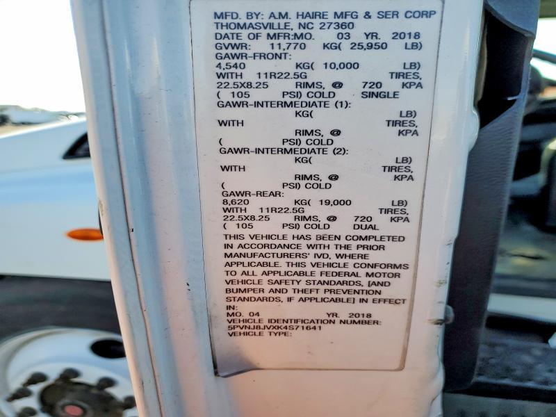 2019 Hino 268A BOX Truck