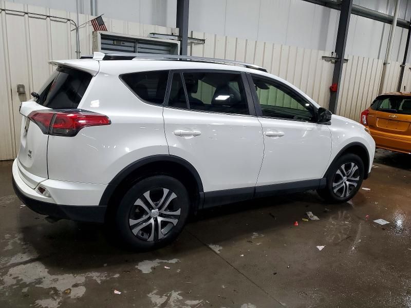 2017 Toyota Rav4 le