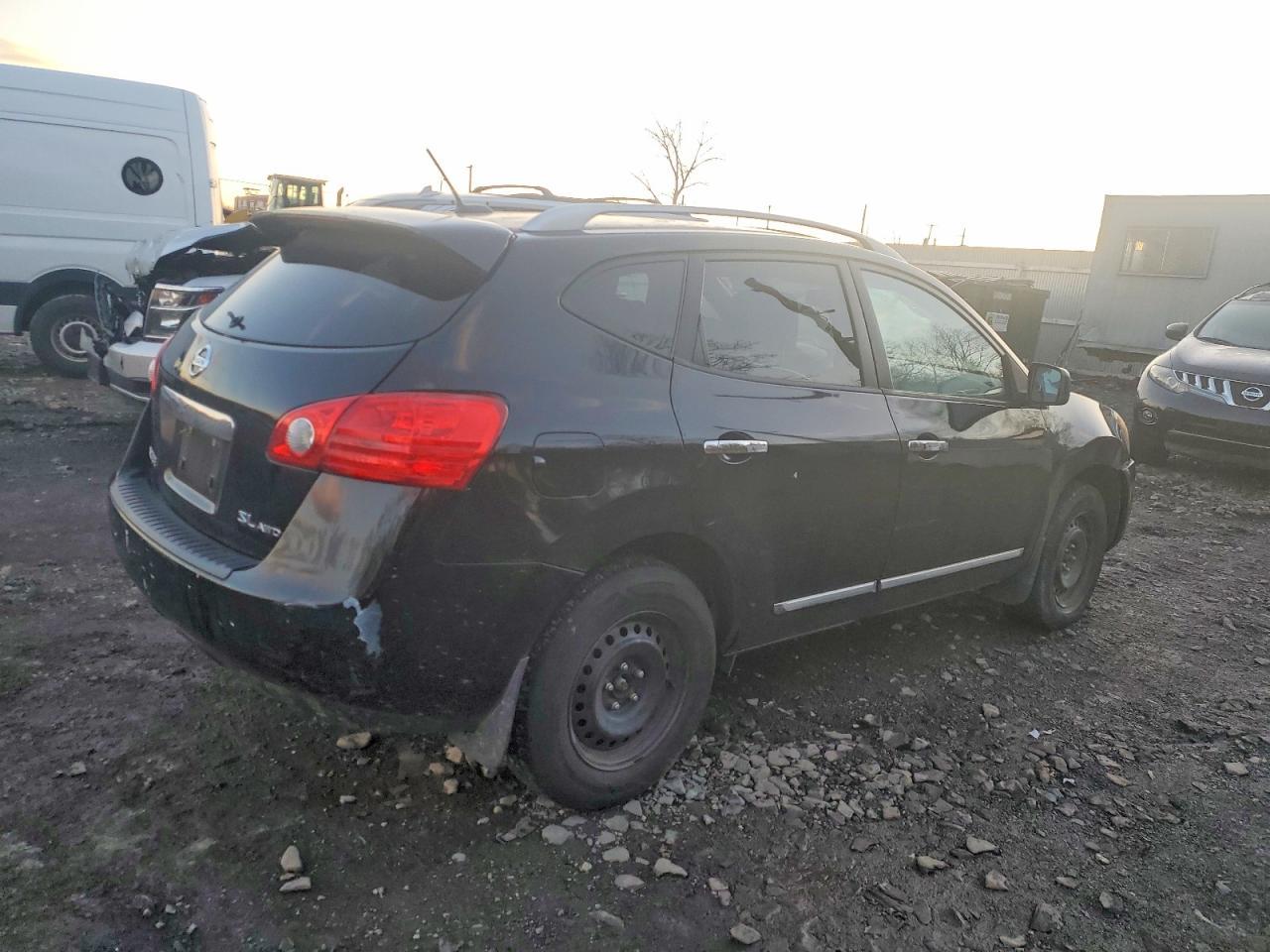 2012 Nissan Rogue s