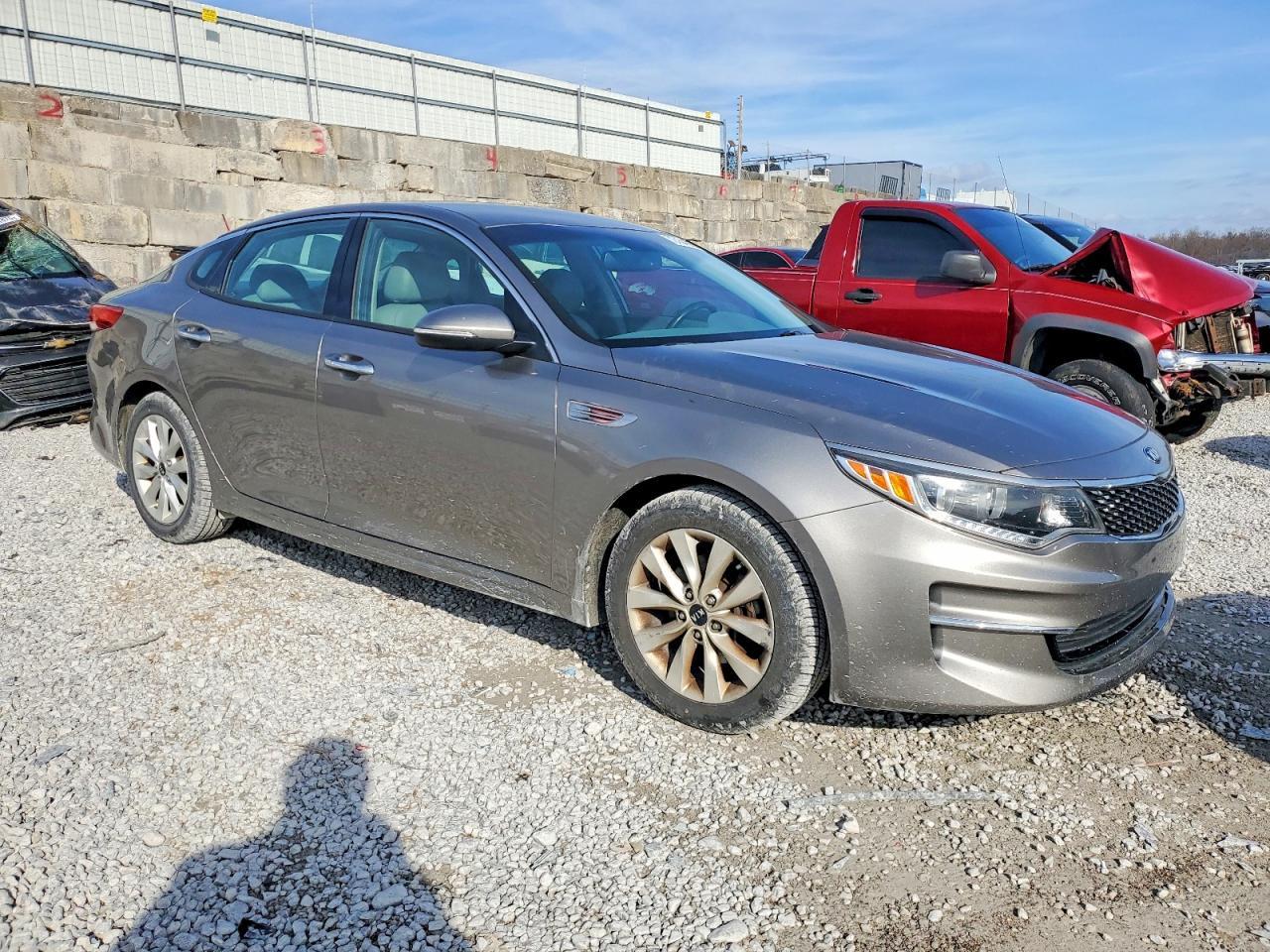 2018 KIA Optima ex