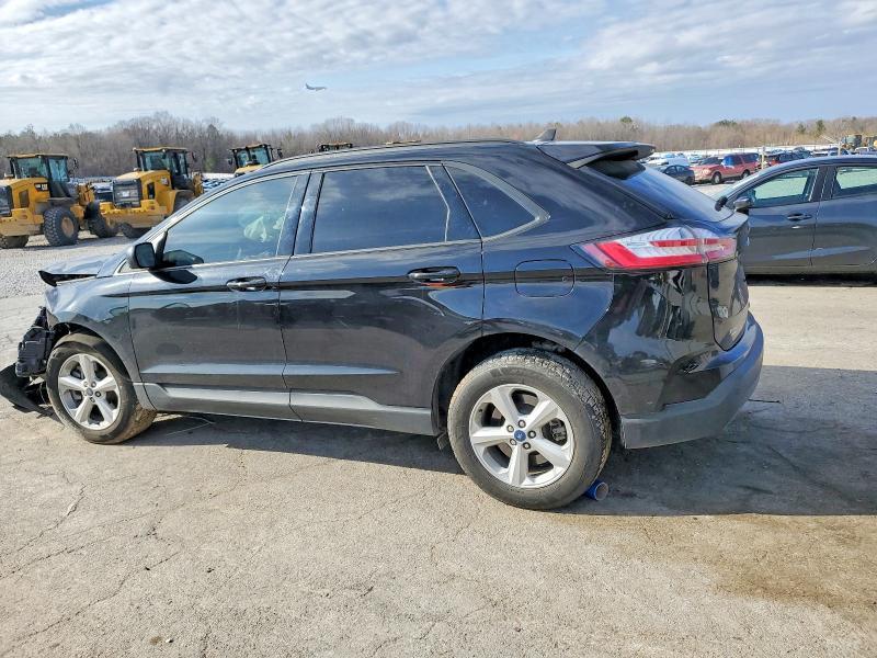 2022 Ford Edge se