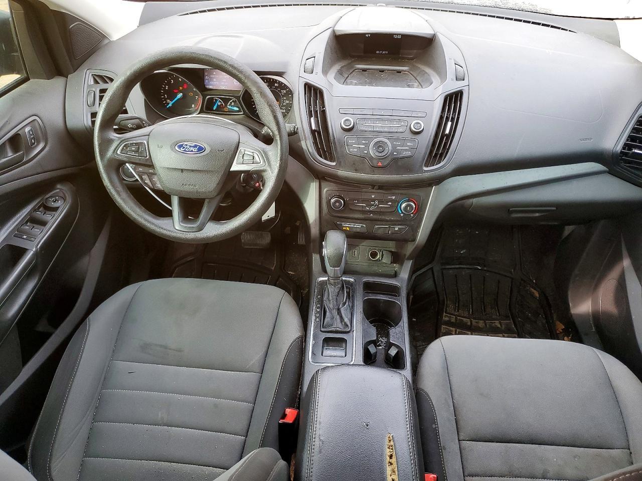 2019 Ford Escape s