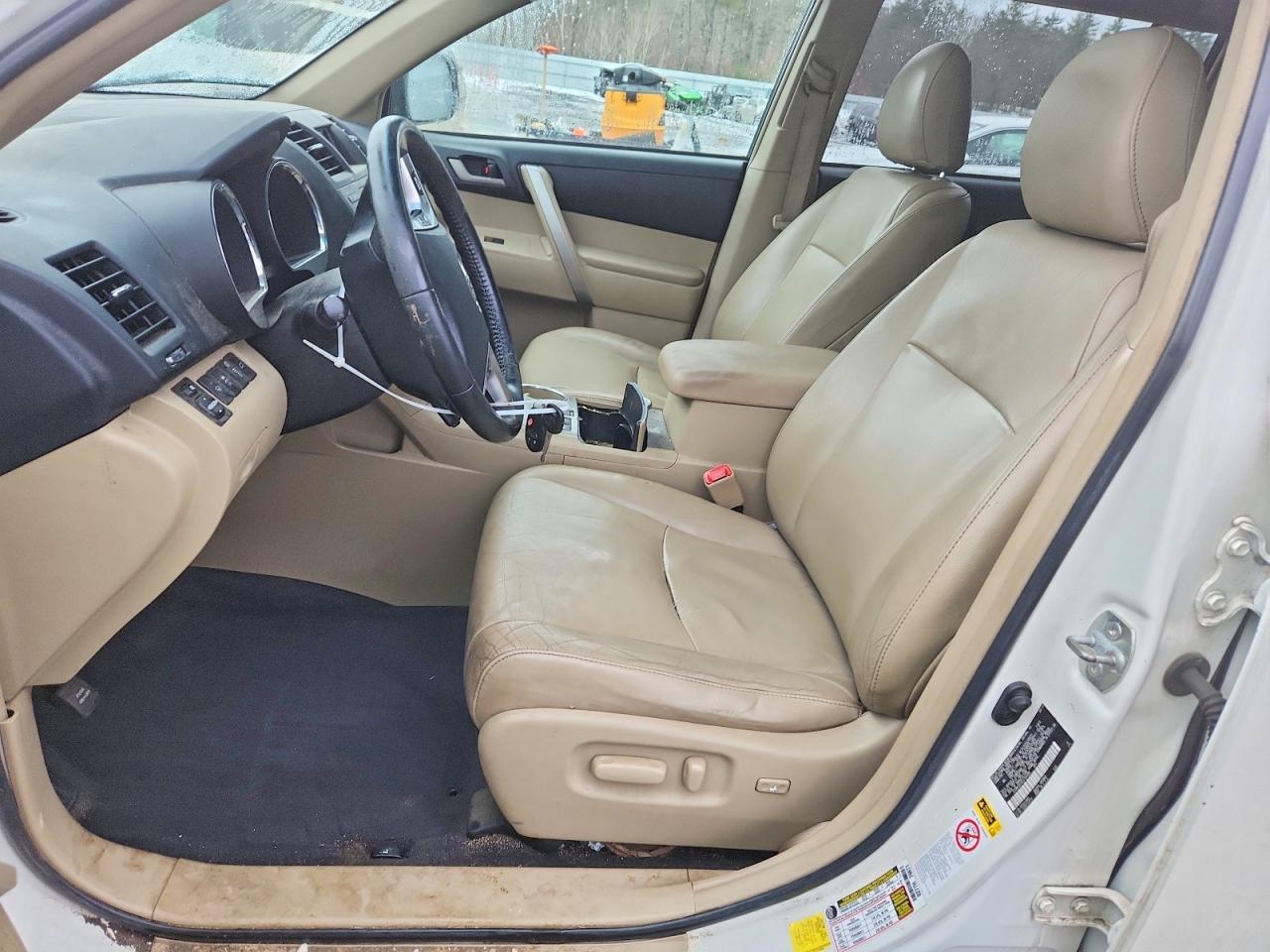 2012 Toyota Highlander Base