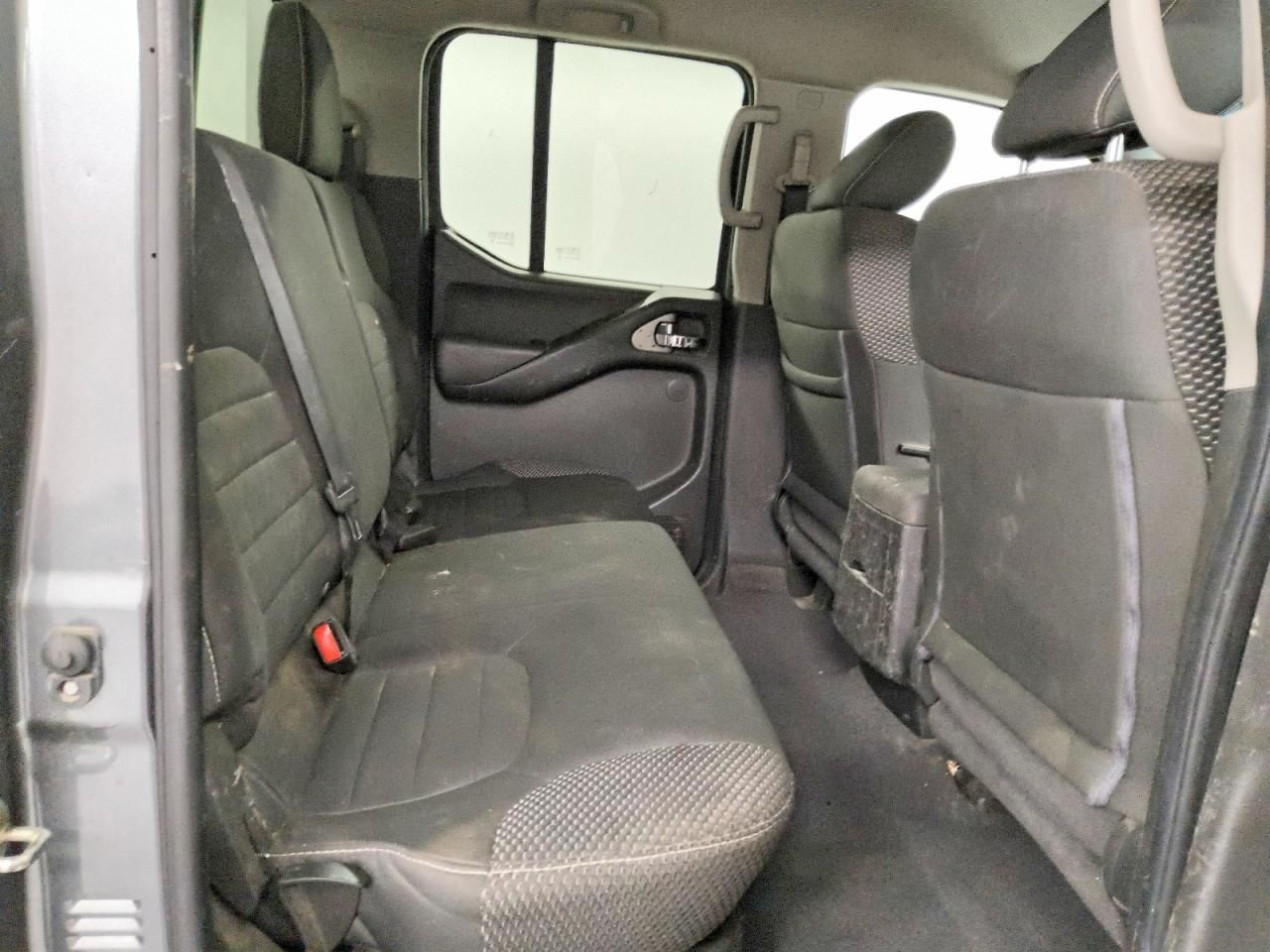 2018 Nissan Frontier s