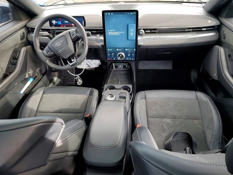 2023 Ford Mustang Mach-e gt