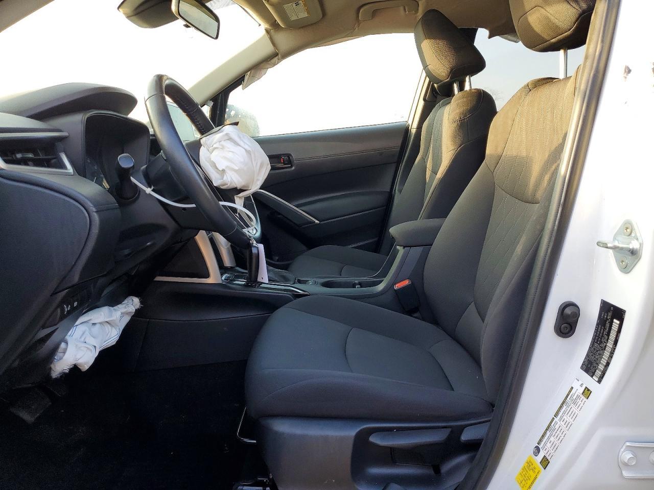 2023 Toyota Corolla Cross le