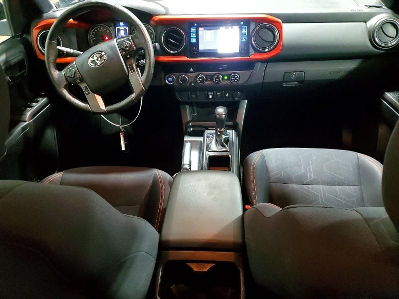 2018 Toyota Tacoma Double cab