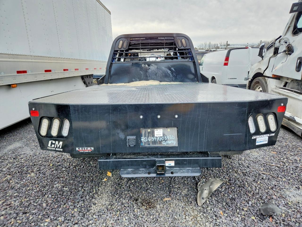 2013 Ford F450 Super Duty Flatbed Truck