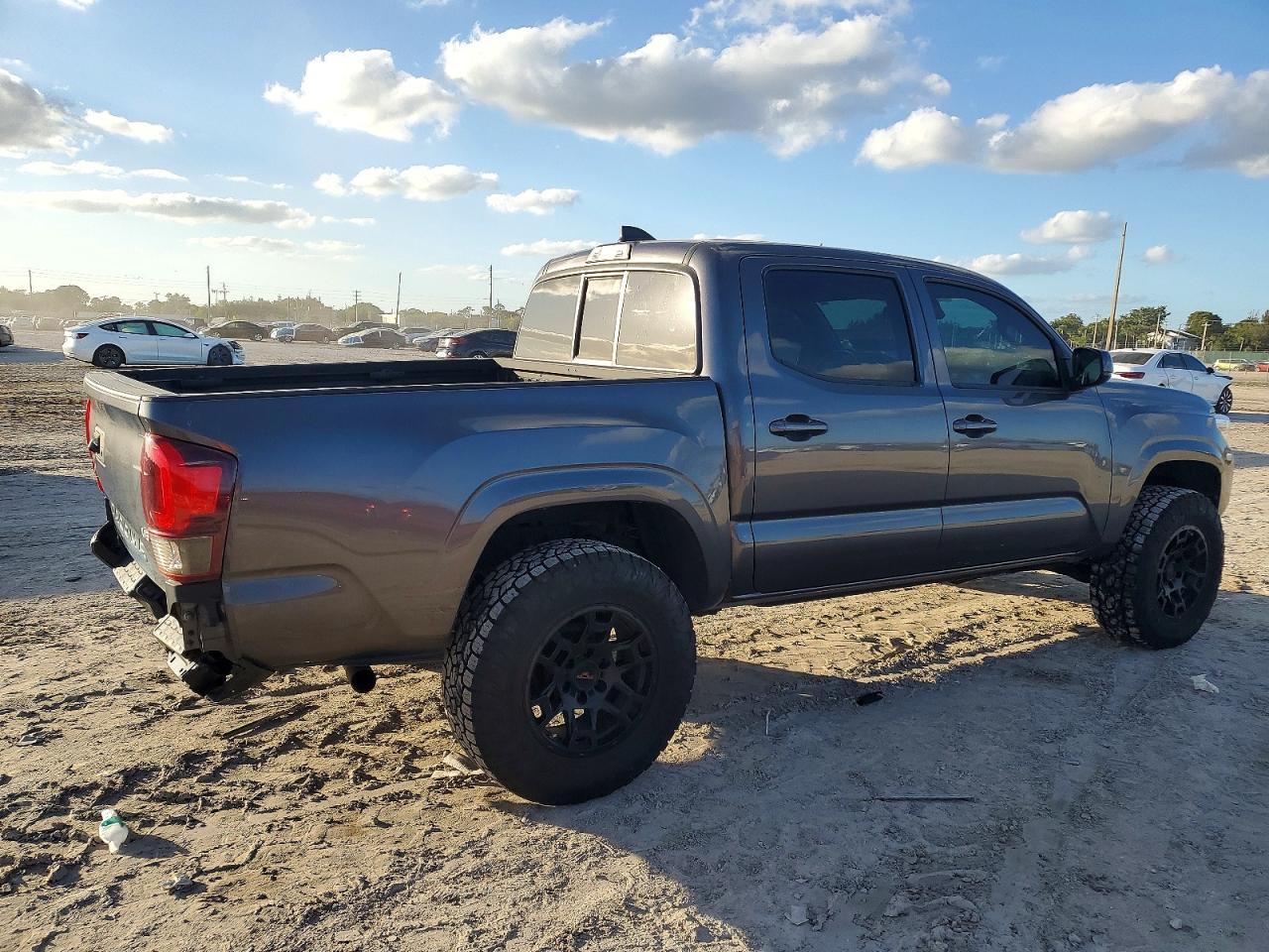 2021 Toyota Tacoma SR V6