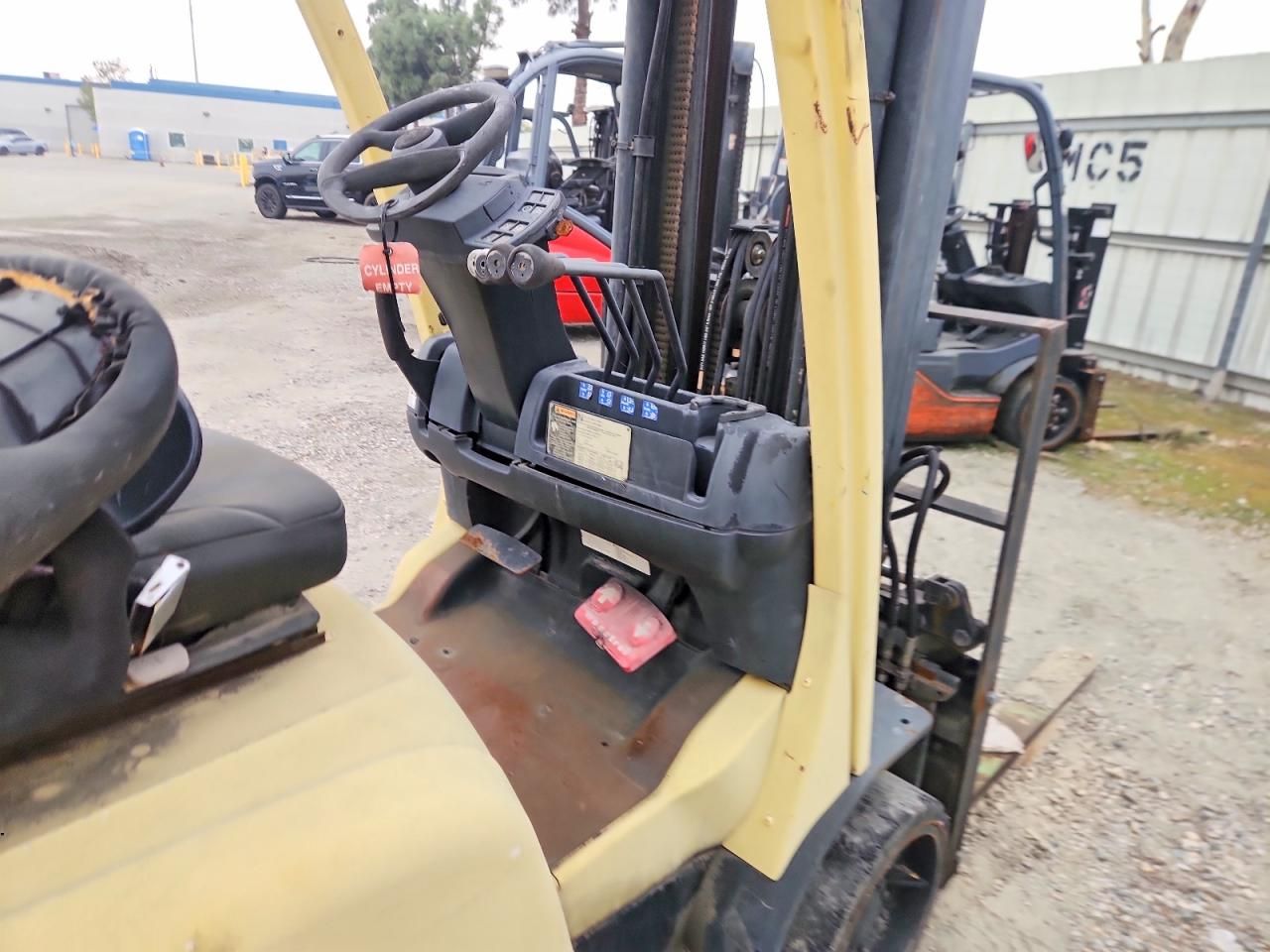 2006 Hyster S60FT Forklift