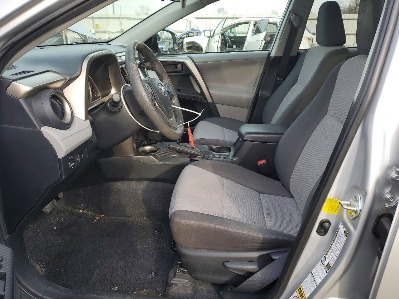 2013 Toyota Rav4 le