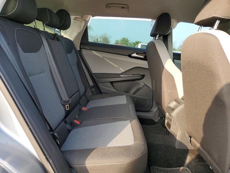 2024 Volkswagen Taos s