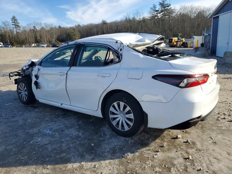 2021 Toyota Camry le
