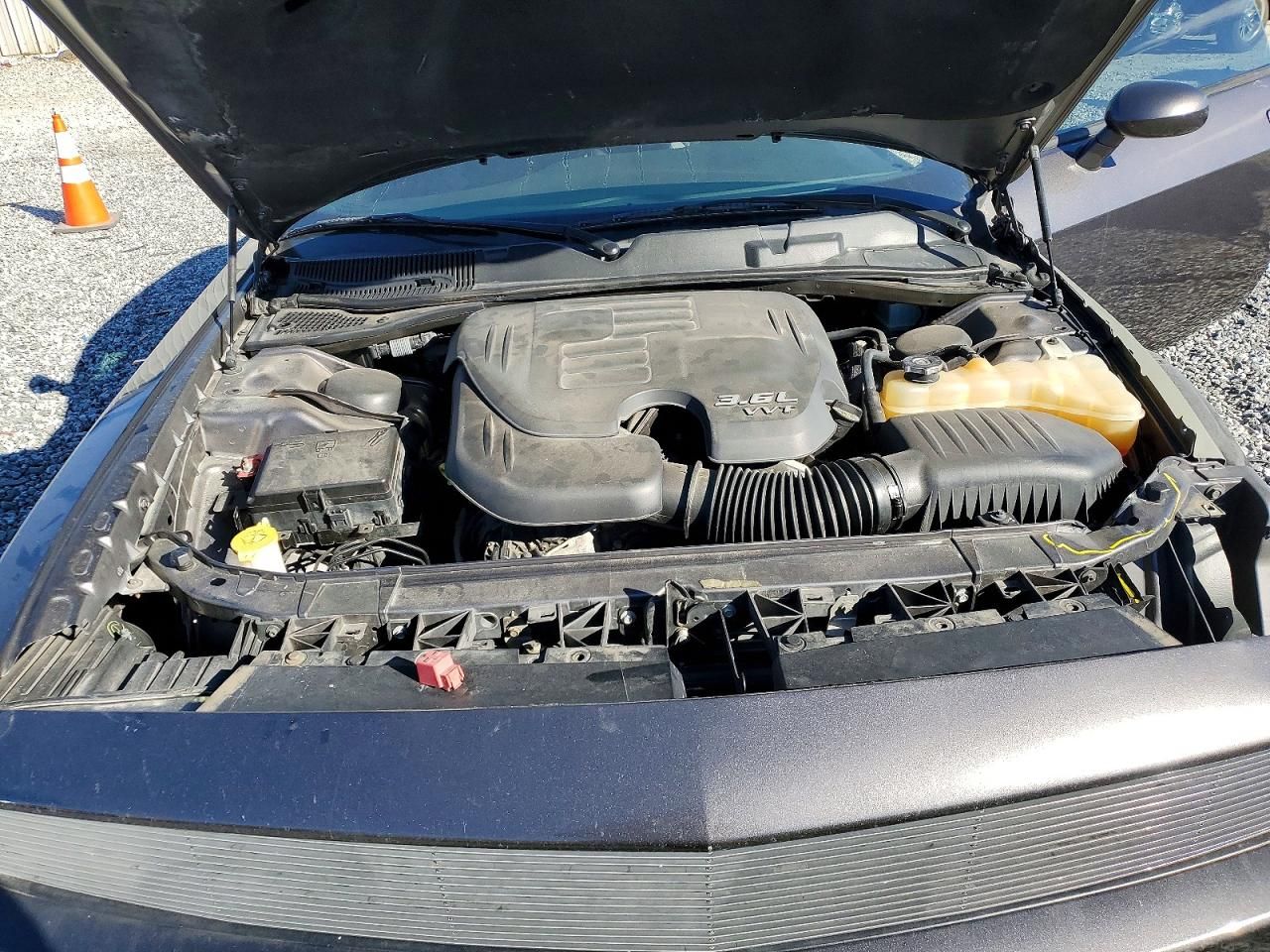 2016 Dodge Challenger sxt