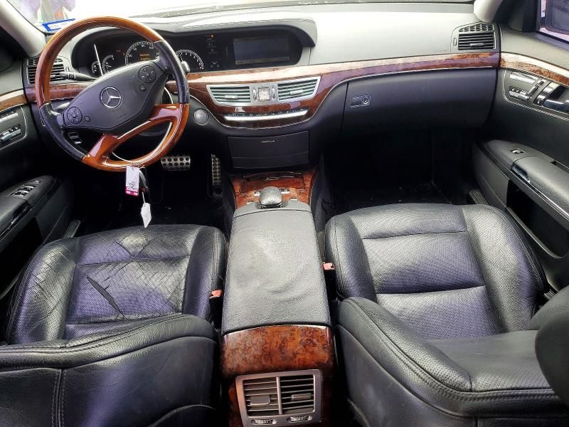 2011 Mercedes-Benz S 550