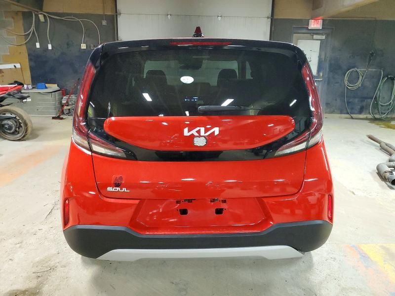 2023 KIA Soul lx