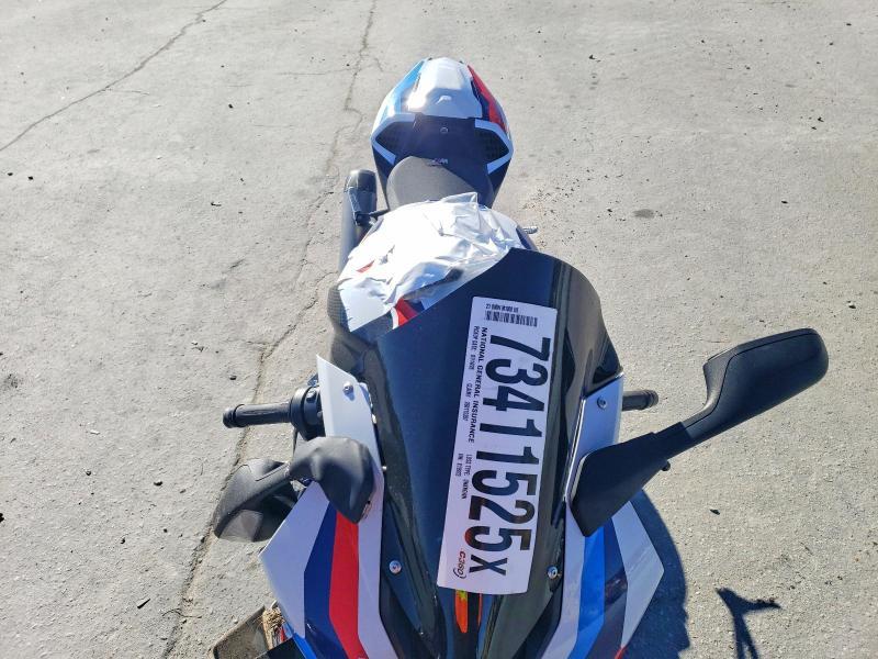 2021 BMW M 1000 R