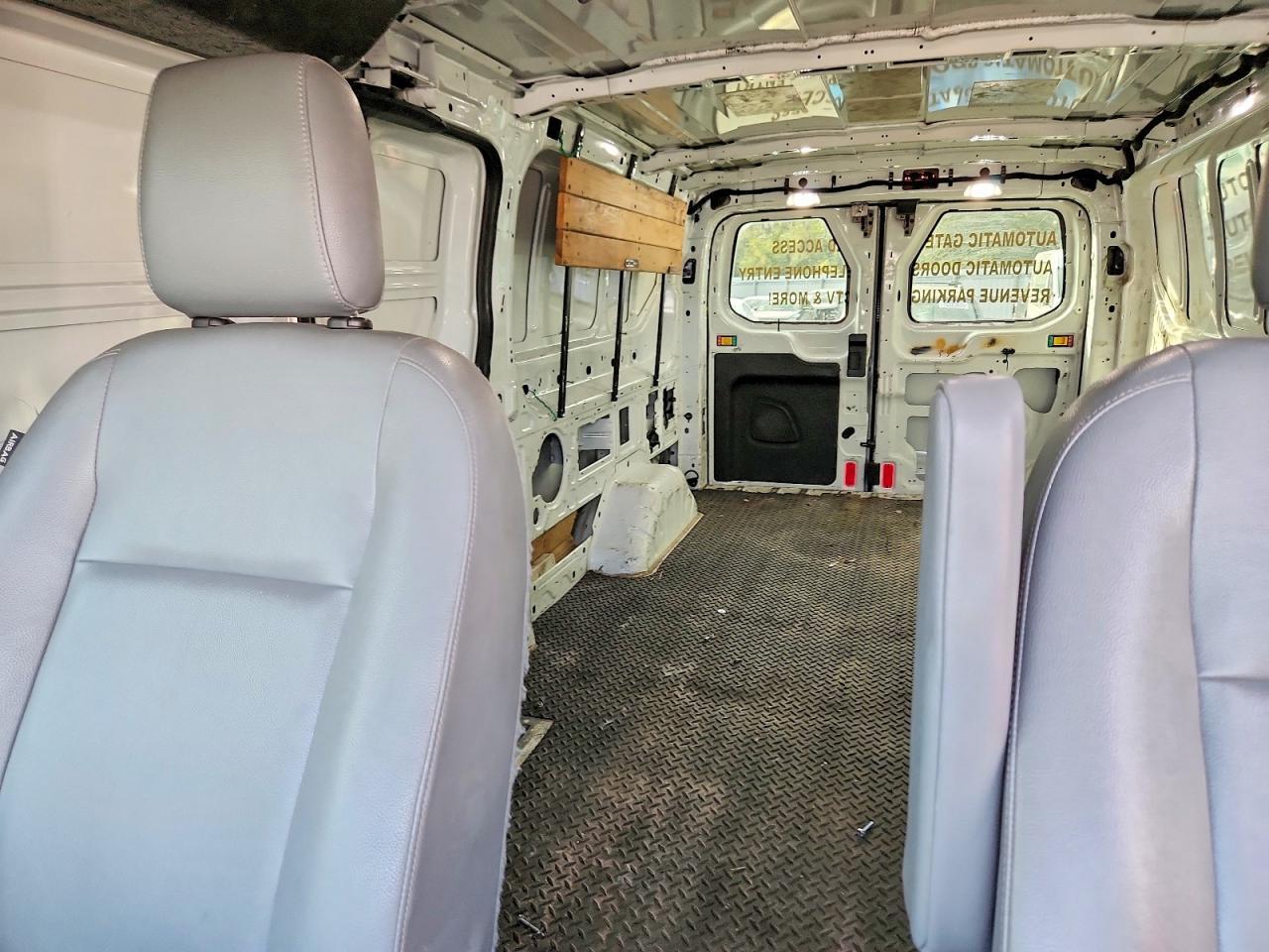 2018 Ford Transit T-250