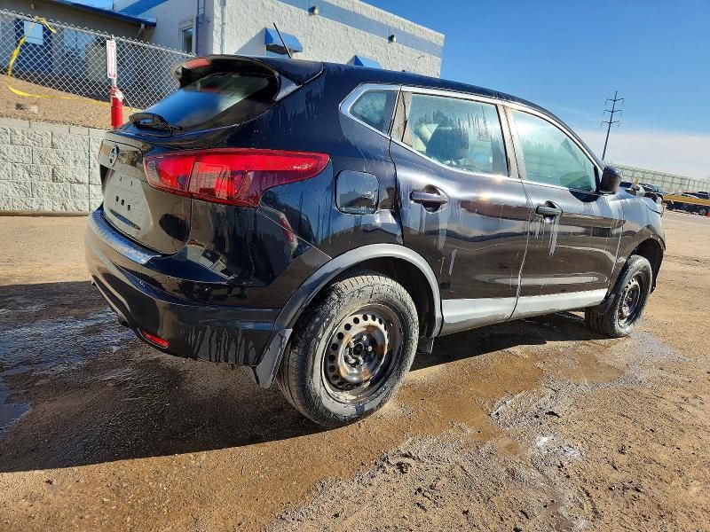 2017 Nissan Rogue Sport s