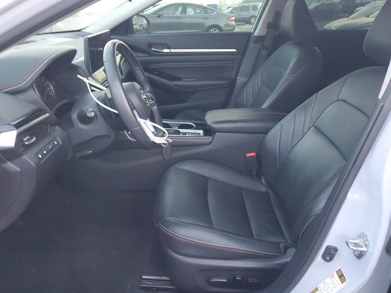 2023 Nissan Altima sr