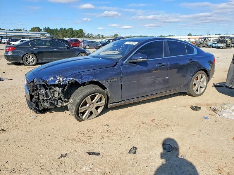 2017 Jaguar Xe Prestige