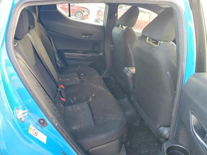 2019 Toyota C-hr xle