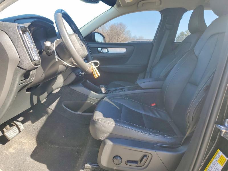 2021 Volvo Xc40 T5 Momentum