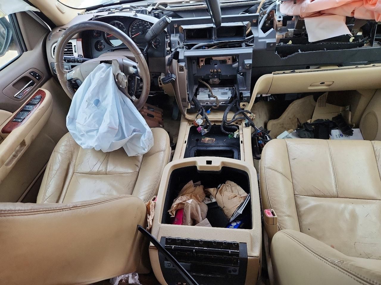 2009 GMC Yukon xl C1500 slt