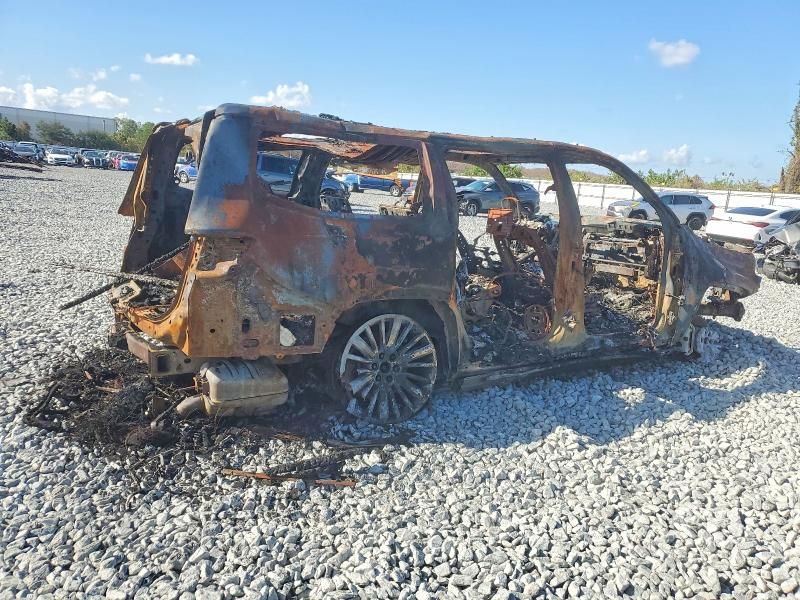 2022 Jeep Grand Wagoneer Series iii